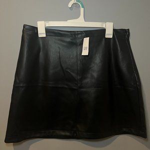 NWT Gap Black Leather Skirt - L